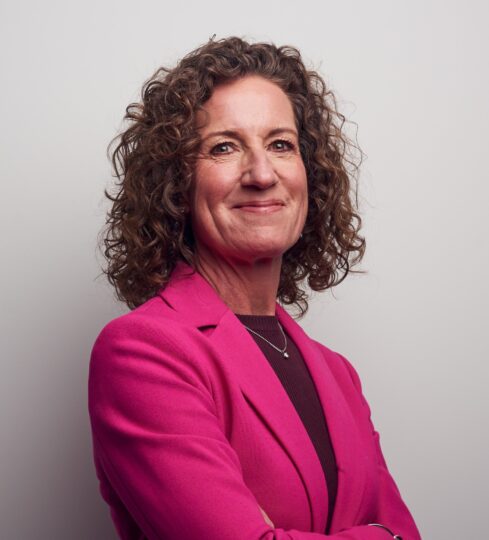 SUE MASON HEADSHOT 2024