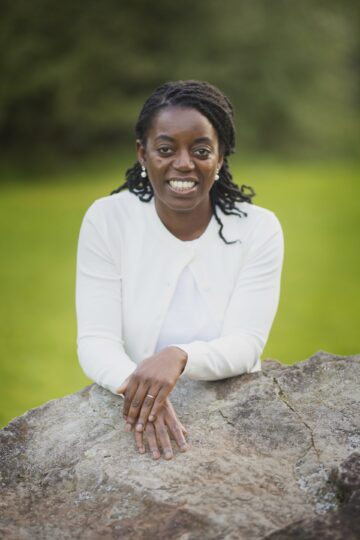 Seun Headshot